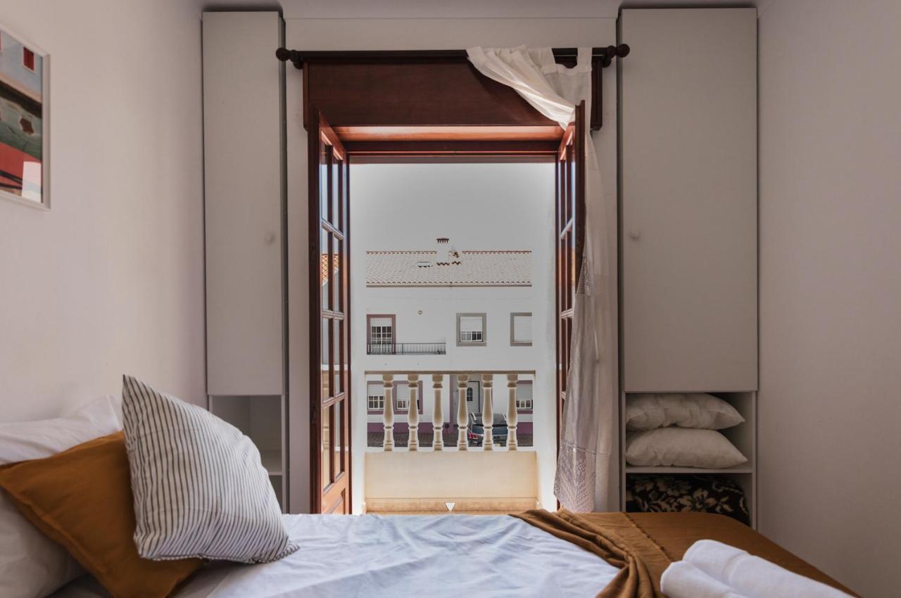Zambujeira Do Mar 4-Bed House Perfect For Families & Friends Apartamento Exterior foto
