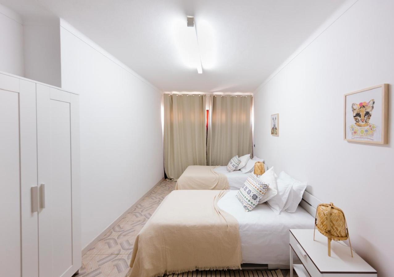 Zambujeira Do Mar 4-Bed House Perfect For Families & Friends Apartamento Exterior foto